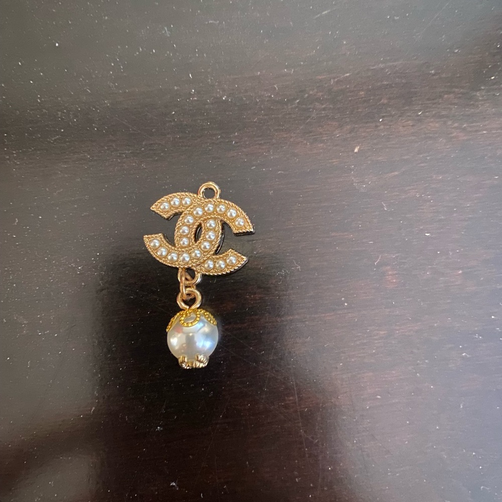 Chanel Pendant